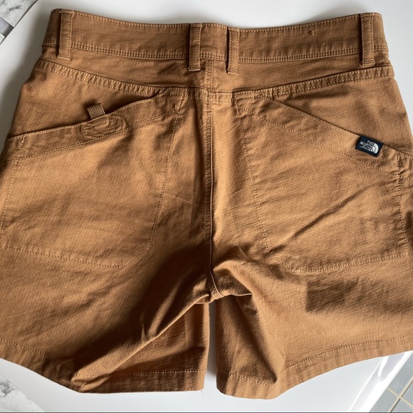 The North Face Carpenter Shorts - Picture 2 of 4